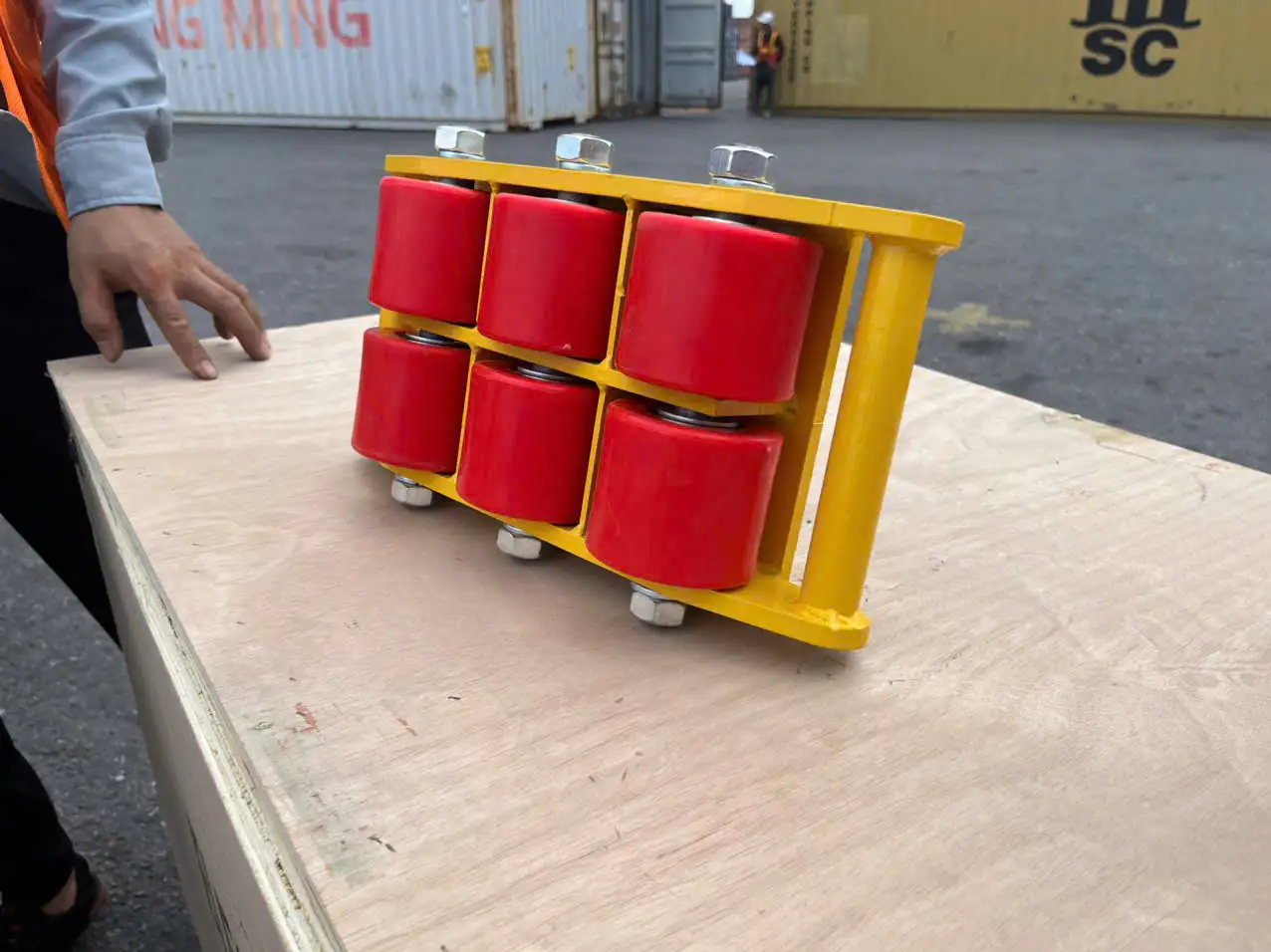 Con rùa chuyển hàng 18 tấn CRA-18T – Giải pháp an toàn cho việc di chuyển siêu tải trọng