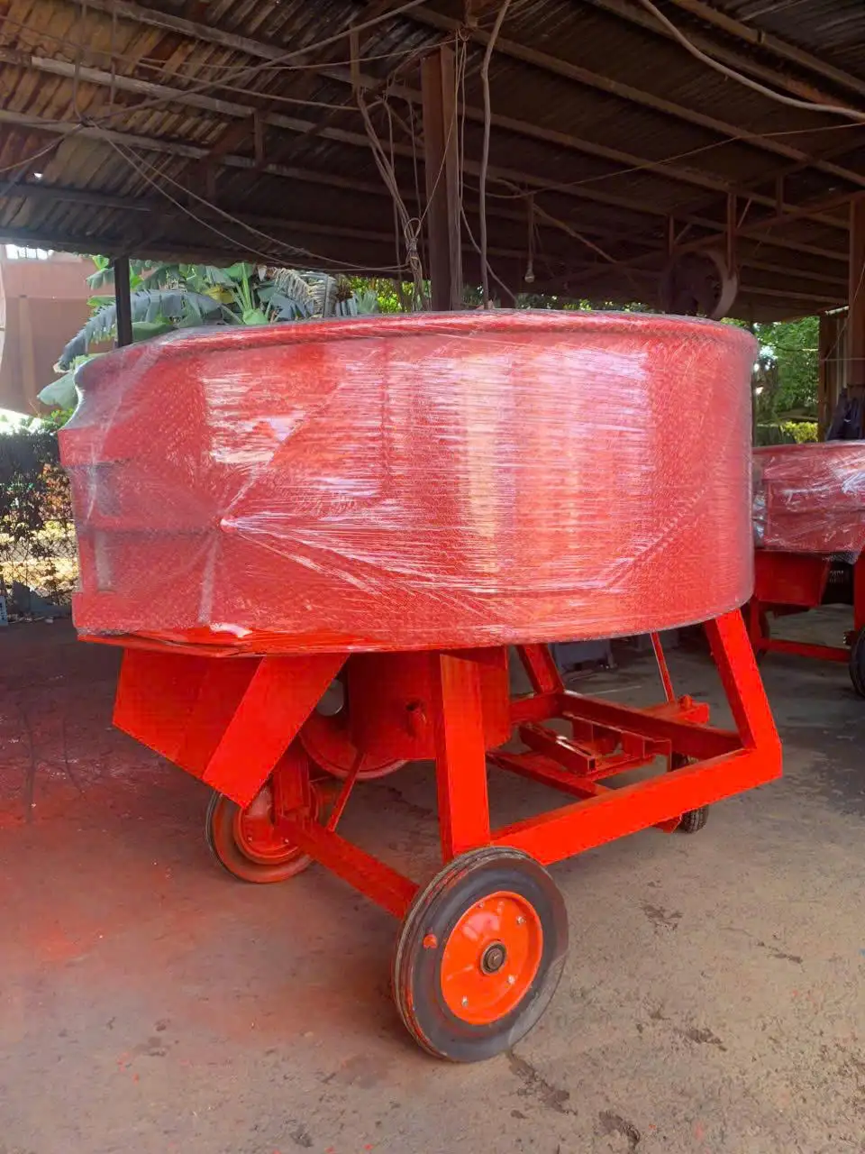 Máy trộn bê tông cưỡng bức 6 bao 1 khối