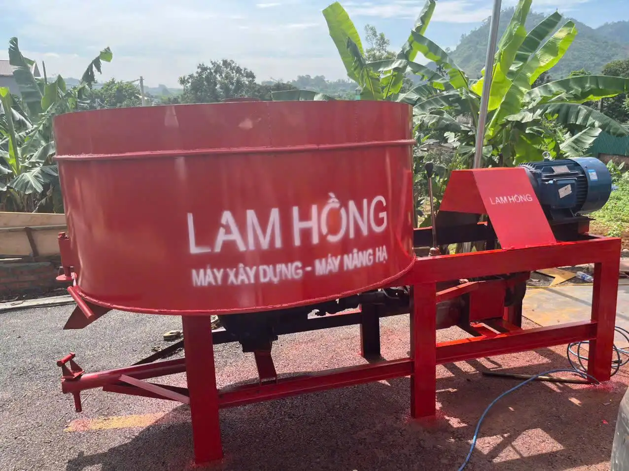 Máy trộn bê tông chạy điện 380V | Giải pháp thi công hiện đại cho công trình lớn nhỏ