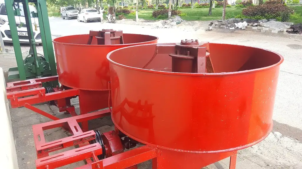 Máy trộn bê tông 18 bao 3 khối
