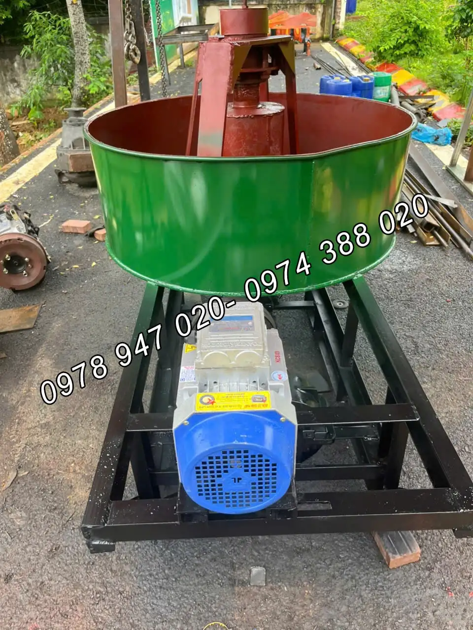 Máy trộn bê tông cưỡng bức 18 bao 3 khối